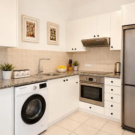 Athena Apartment *