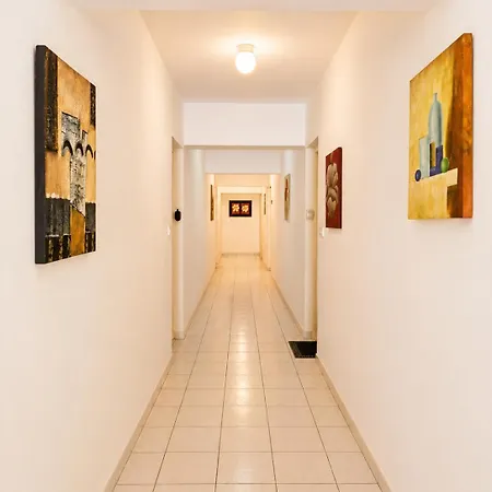 Athena Apartament *