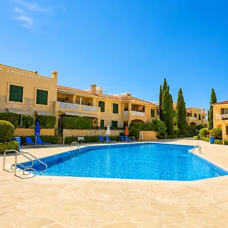 Athena Apartment Polis